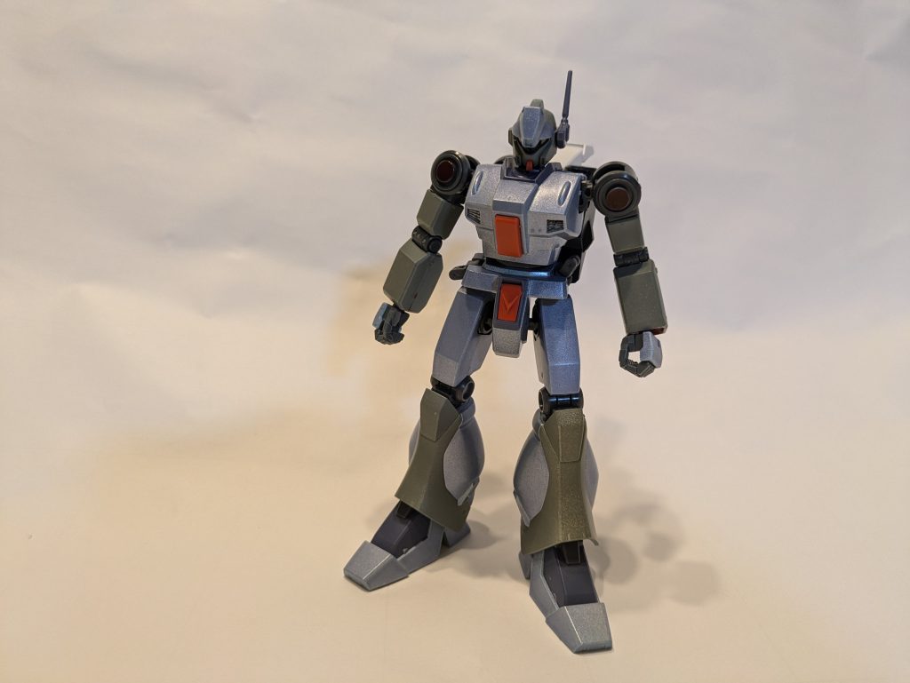 軽量化を意識したので肩部アーマーやリアアーマーを排除させたことによる耐弾性能は低下しましたが、軽量化による機動性の向上を図りました!