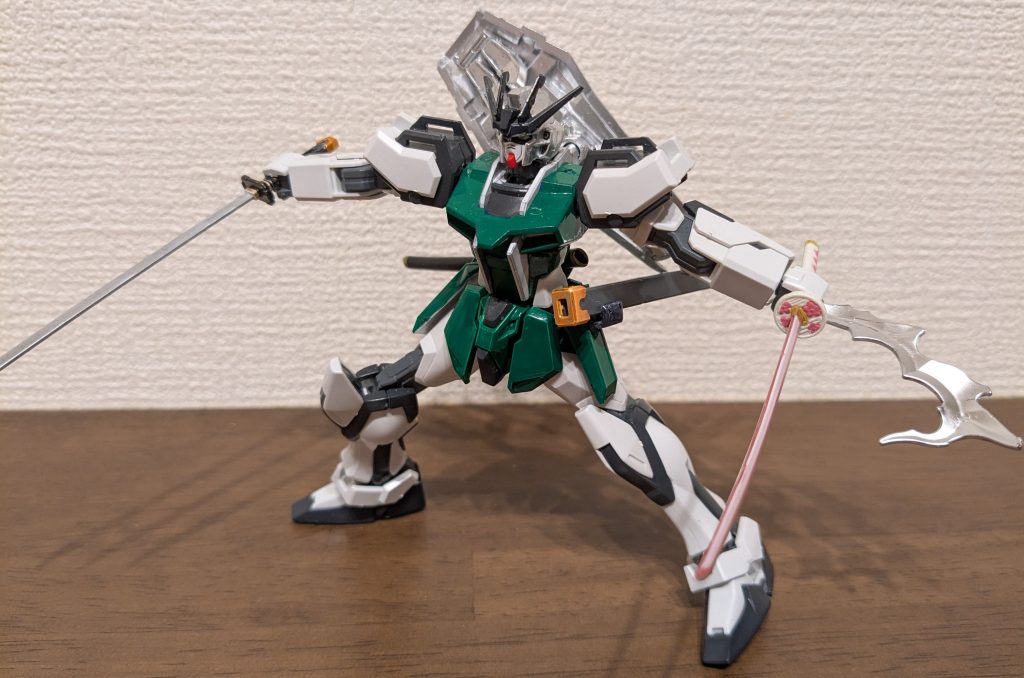 ブンドドその2抜刀後の二振り。ダンカグ妖夢のポージングをイメージして。 で、気付きますかね?ここまでの写真で、半霊の位置とか角度変わってるんですよ。その正体が次の画像です。