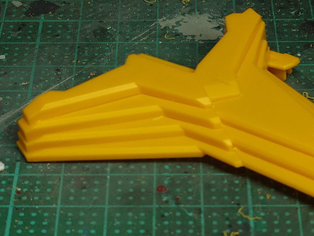 筋彫り前(下段)と後(上段)よく見るとわかるかな?