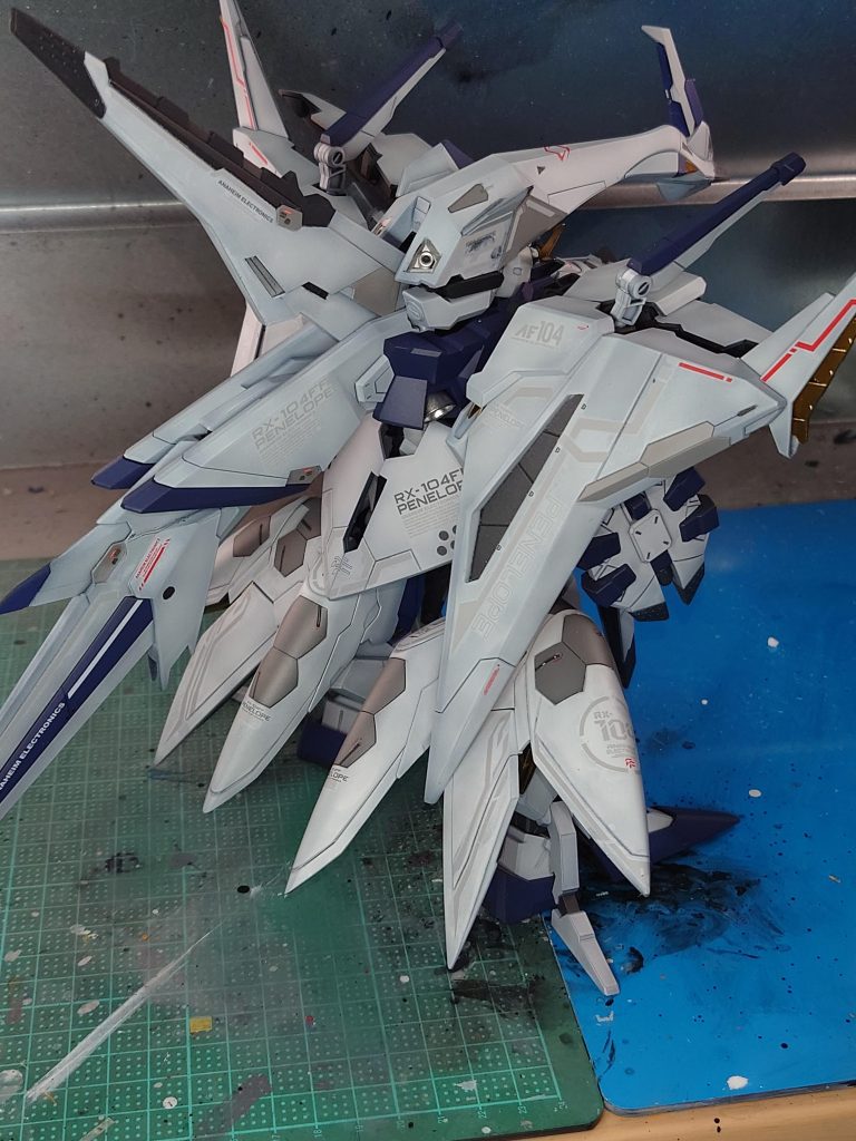 全身筋を彫り直したので、墨入れをしてないですが、しっかり下地の黒が残っています。