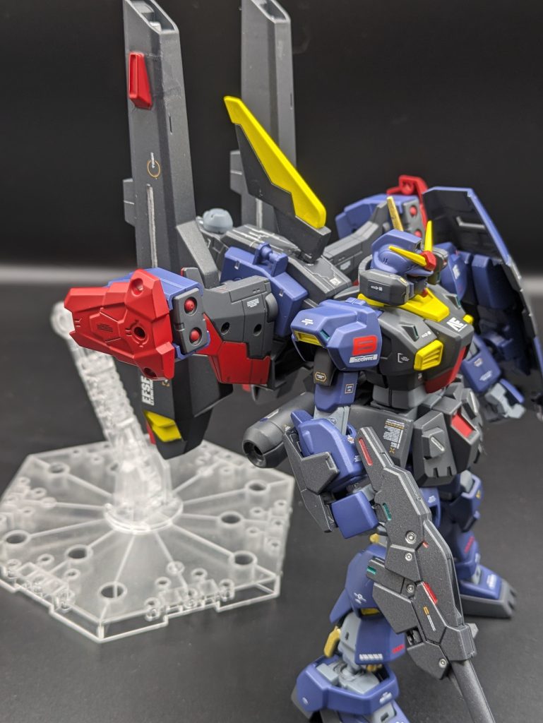 ガンダムMark2はティターンズカラーが好きですね、Gディフェンサーもティターンズカラーを意識して塗装しました。