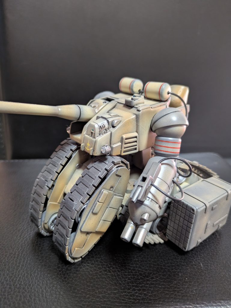 HGUCのガンタンクから改造しています。ジャンク品のガンタンクを2体入手したのが製作のきっかけになりました。