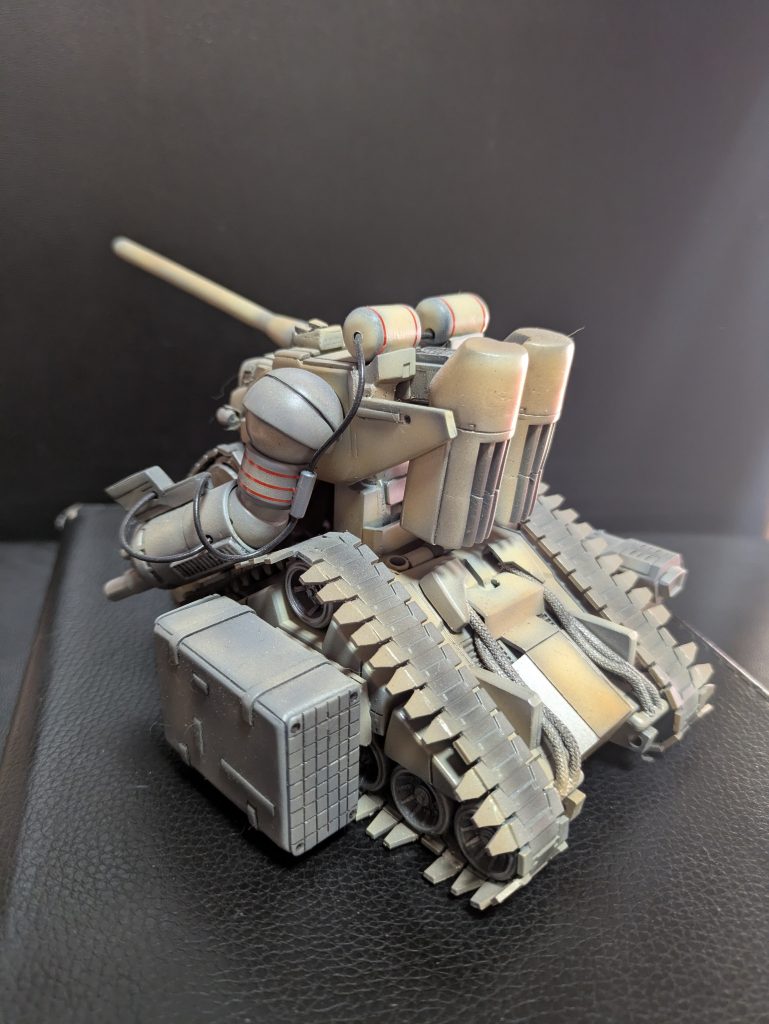 背面若干アレンジしてます。