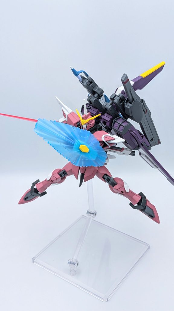 ビームブーメラン、ビームシールド発振。イモータルジャスティスにビームシールドが無いのは何故なんだ?本当に何故無いんだ…。ジャスティスだからか?