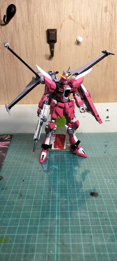 製作途中で誤ってブレードアンテナを折ってしまったのでそこだけ後悔してます。