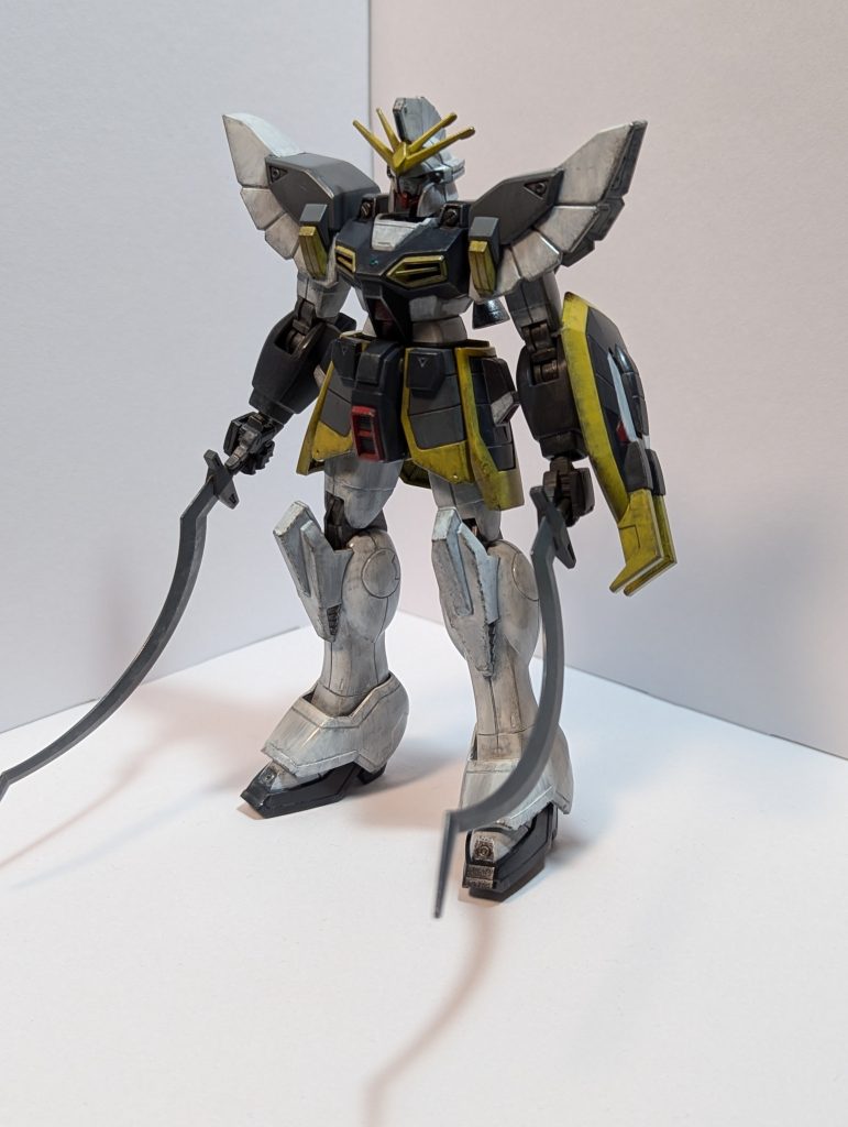 仁王立ちが好きなのはあるんですが、そのうちポージングもちゃんとやりたいですねー。これが完成したのが1週間くらい前で、今はGUNSTAには貼れませんが、救急モルカーのプラモを製作中です。その後はデスティニーspec2かなーと思ってます。年内には完成しませんので🙄これが今年最後の投稿になります。みなさま良いお年を!そして来年もよろしくお願いします!🙏