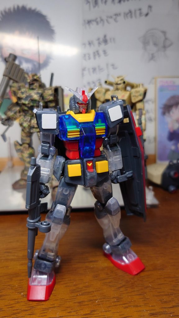 装甲裏も塗装し、少しだけディテール追加