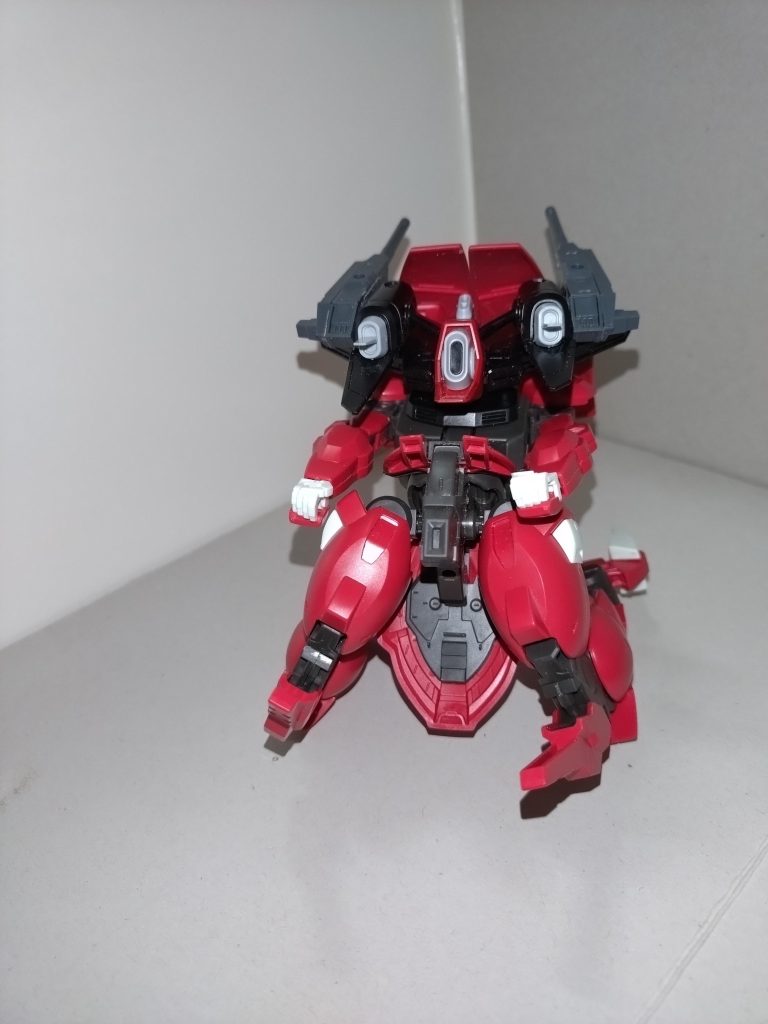 ハイ、そんなわけで「ロートブルーダー」前半のご紹介でした。使用キットはダリルバルデの他に以下の通り。頭部→30MMエスポジットΓ (本体と色を合わせるためΓにしました)バックパック→ブラックナイトスコードシヴァビームライフル→パワードアームズパワーダーリトラクタブルビームガン→コトブキヤMSG・連装砲 