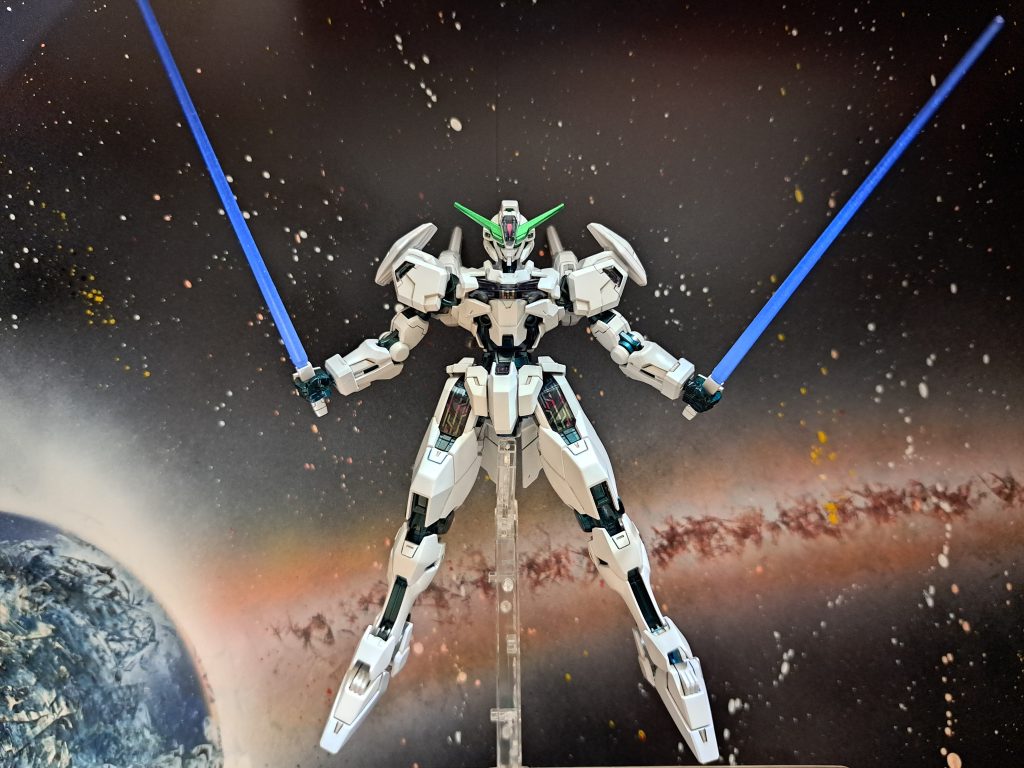 アンテナは蛍光グリーンに塗装。少しでも『アレ』に似せればと…ただ、キャリバーンの造形はシンプルでカッコいいですね!