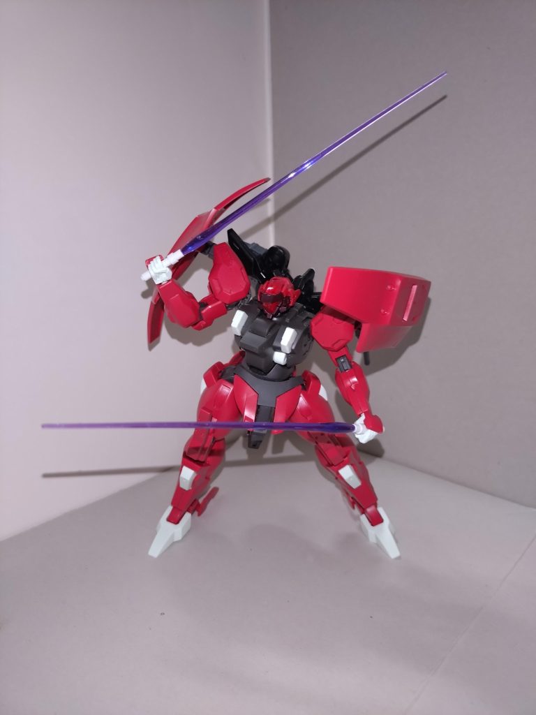 時に二刀流で使用する。