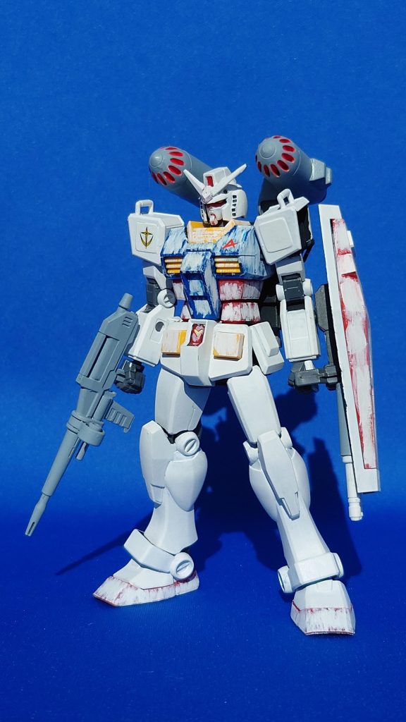 火力増強の為、スプレーミサイル装備。