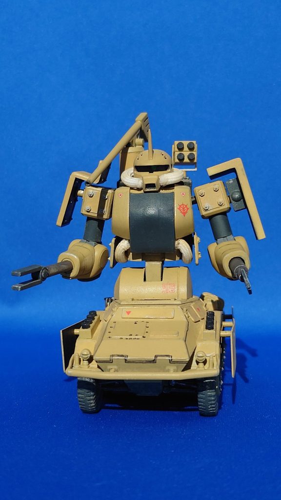 装備は機関砲１スモークディスチャージャー３✕４