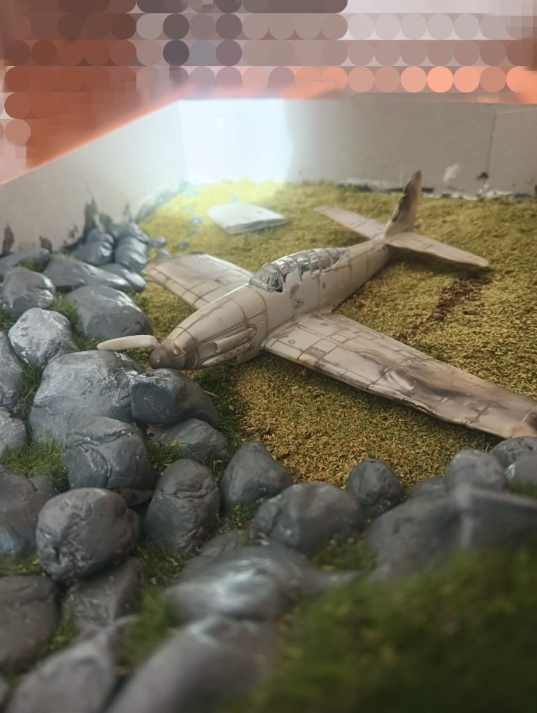 ベルトーチカが着陸に失敗した世界線–4枚目/制作者：いくら丼