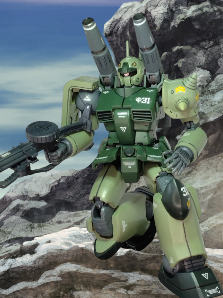モノアイも違和感なく感じますがいかがでしょう?「にせガンダム」から発想を得ました(gundam-kao6)ザクの指揮官アンテナも準備しましたが、つるっとしてた方が似合うので却下しました