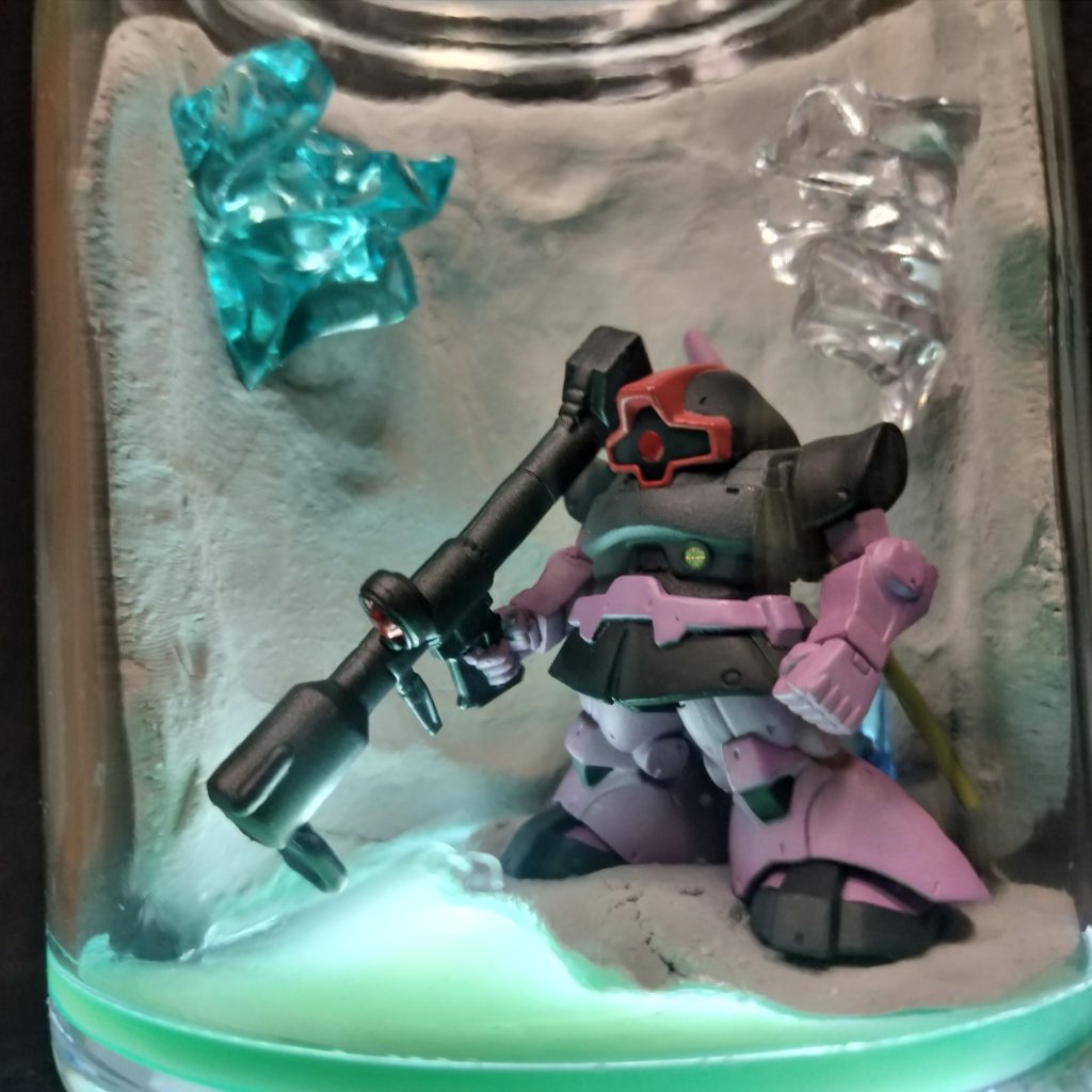 泉をただのエメラルドグリーンにしたら光過ぎたのでモスグリーンみたいにしました。ちょっと神秘的(zaku-kao6)