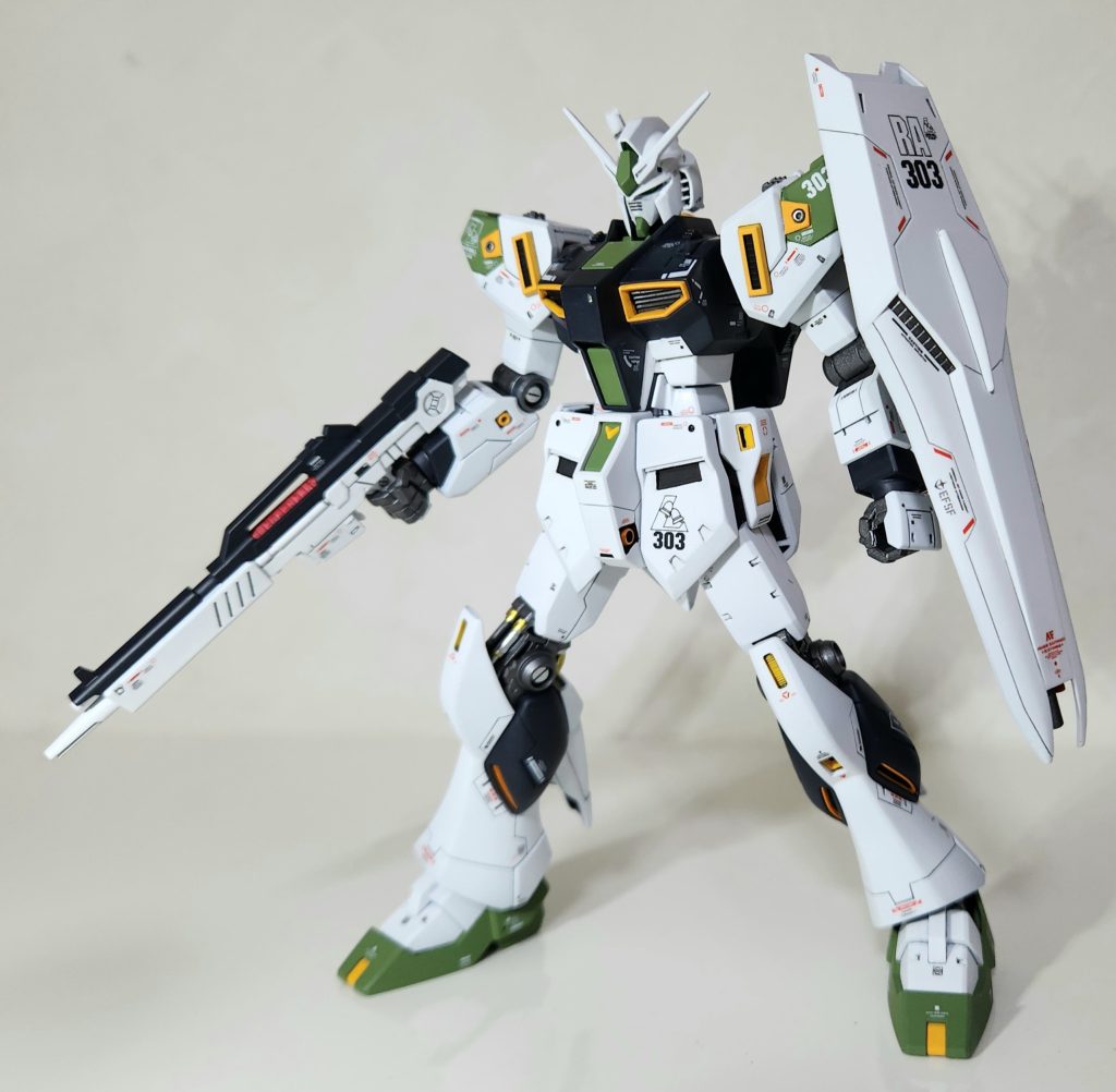 量産型カラーリングレシピMrカラー クールホワイトMrカラー122 ライトグリーンMrカラー322フタロシアニンブルー+ブラック 