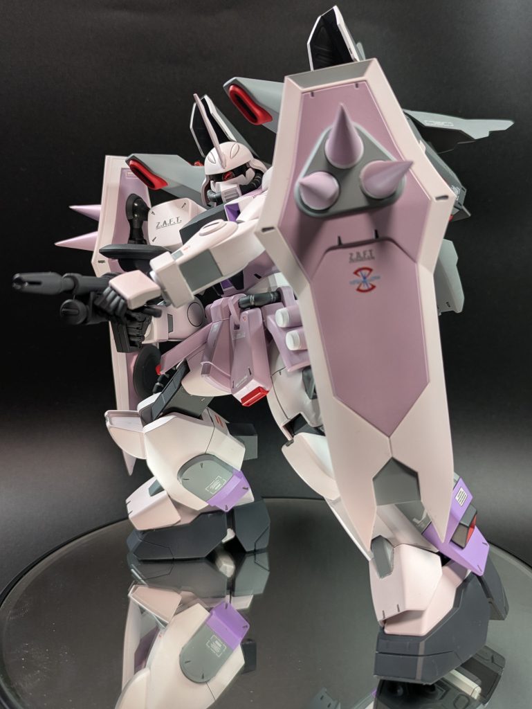 同じポージングでちょっとだけアングルを変えて。こちらは顔がこっち向いています😊