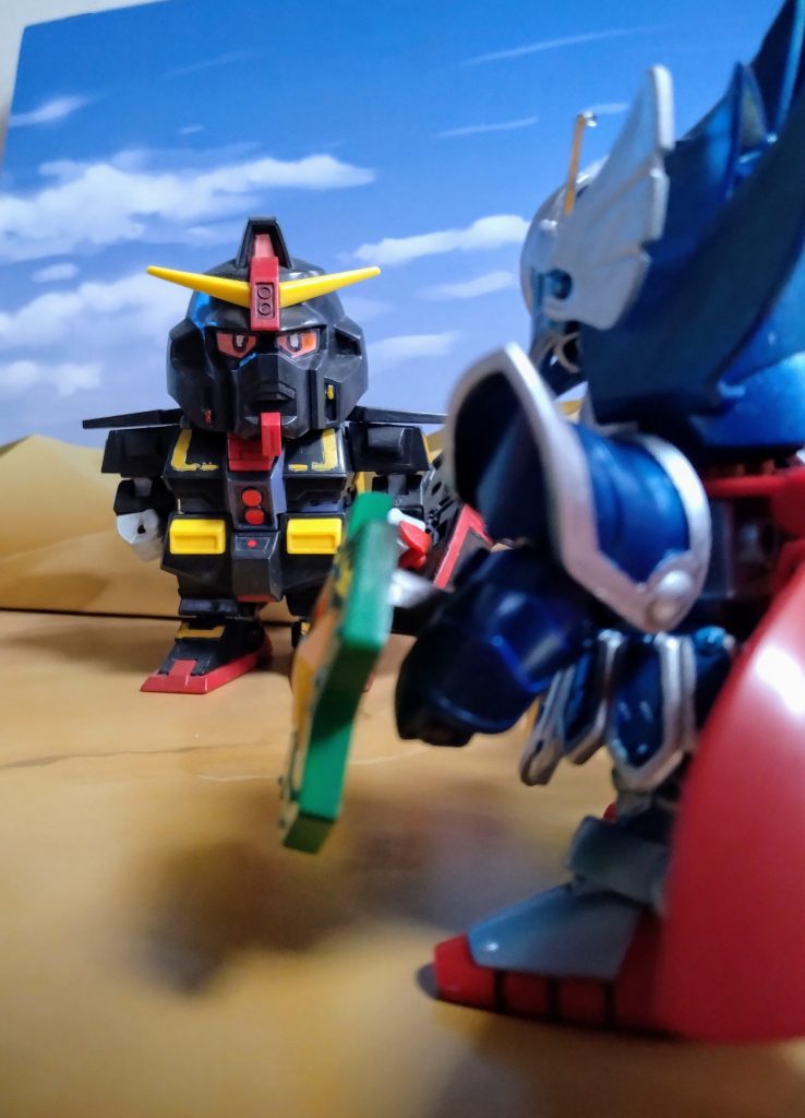 フルアーマー騎士ガンダム–3枚目/制作者：サト