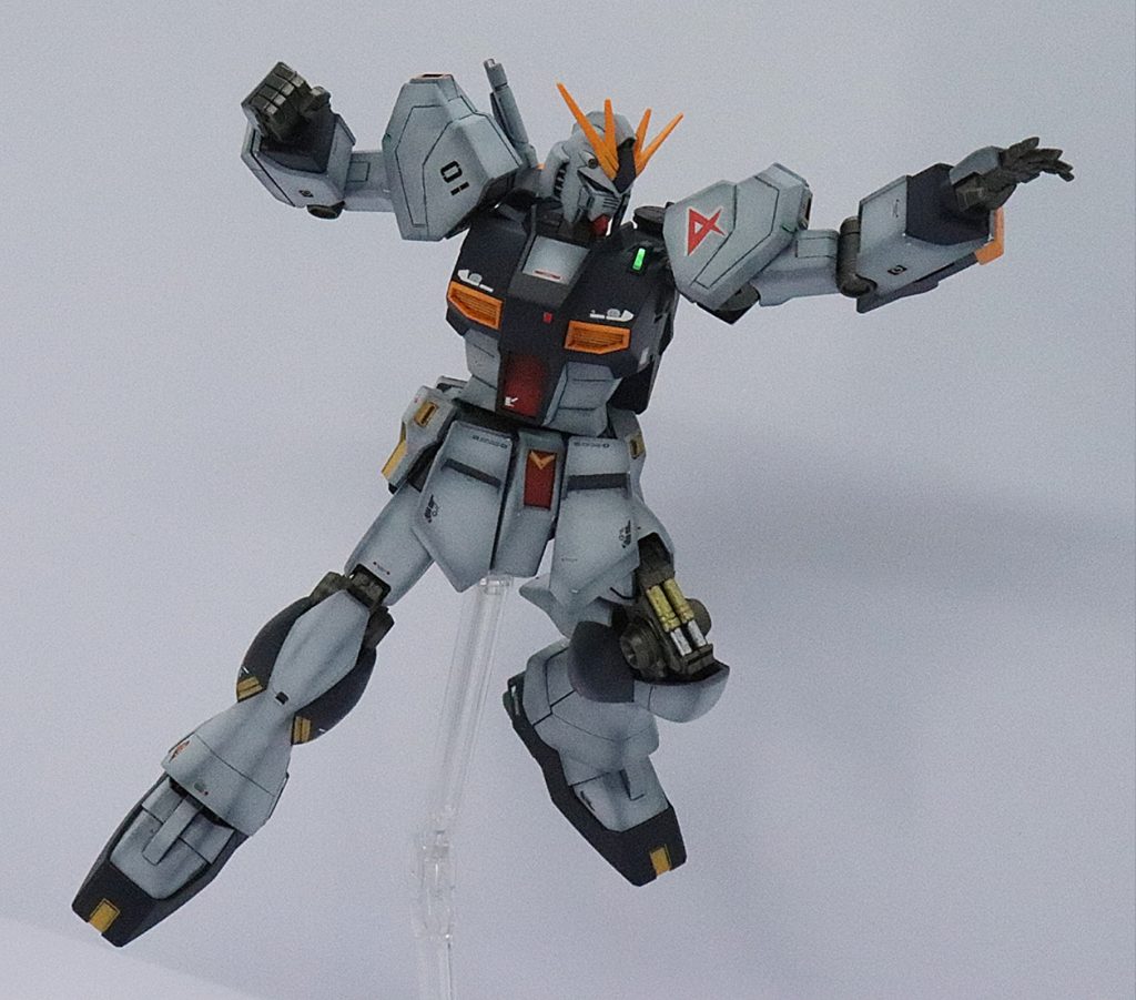 HGUC νガンダム–6枚目/制作者：TDK