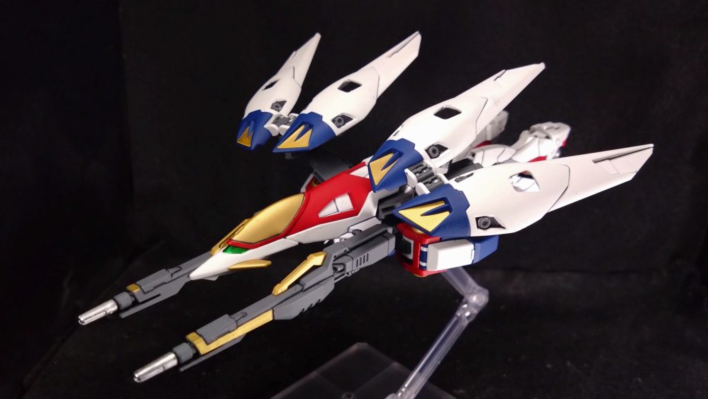 ネオバード形態色々言われがちなヒンジは個人的にはあまり気にならないので特に弄ってません