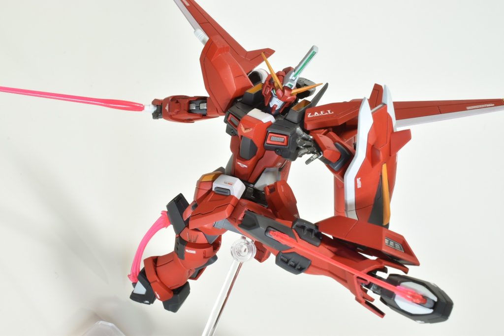 トーニトゥルスビーム重斬脚①特にSEEDアクションシステムの恩恵を大きくつまみ受けた武装です。