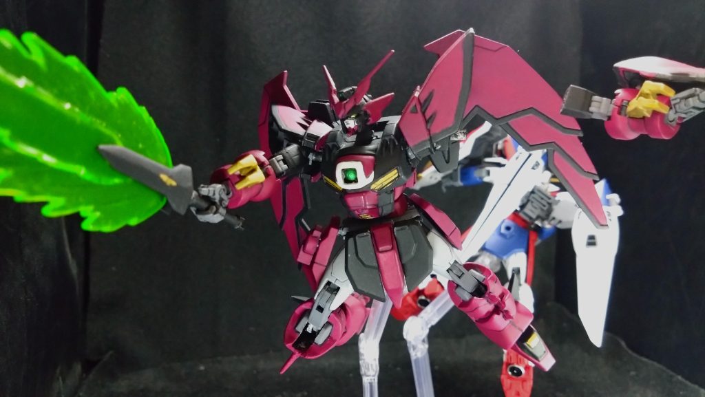 「所詮は血塗られた運命…今更この罪から逃れようとは思わん!決着をつけるぞ!ヒイロ!!」