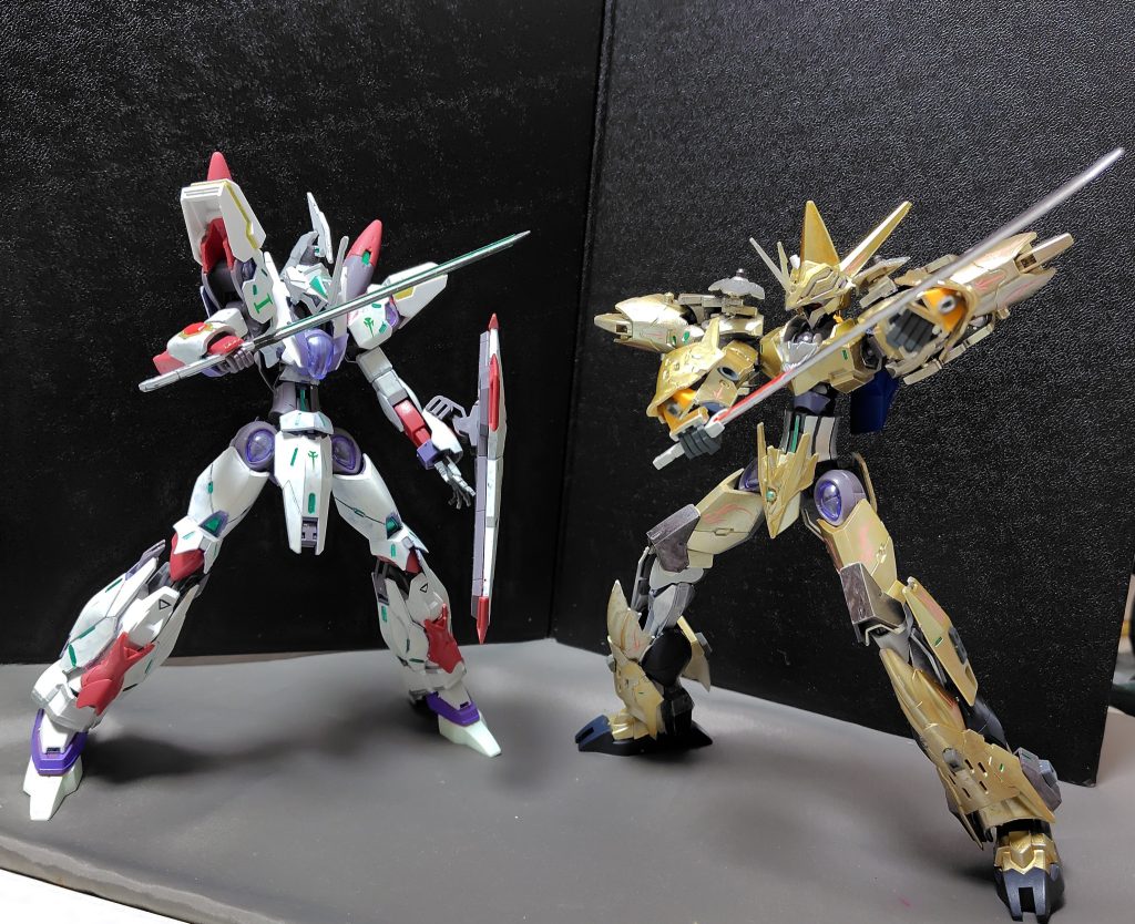 グラスレーミラージュとGOGとの激突シャディク「何だ、この金色のMS……これは…ミカエリス?…誰が乗っているんだ!?」???「サリウス・ゼネリの御子息ね……貴方の御父上は私達のGUND技術以上に危険な機体を作っていたようね……身体が若返るように力が溢れるわ…(CV:能登麻美子)」シャディク「私達のGUND……まさか!?」※ネタバレ、この後シャディクやられます。