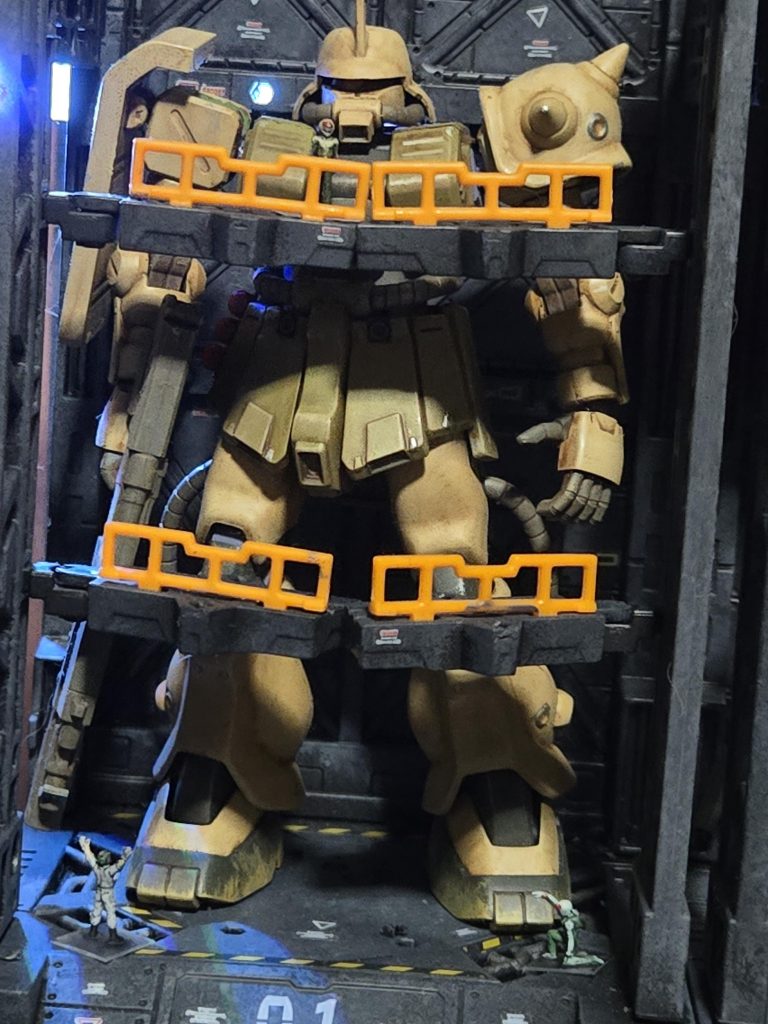 山田化学さんのディスプレイベースその2–3枚目/制作者：英吉