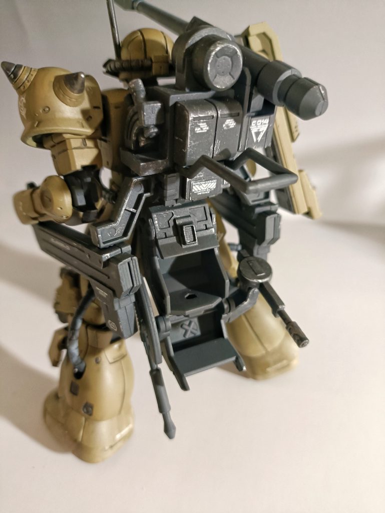 コンテナは開閉可能です。