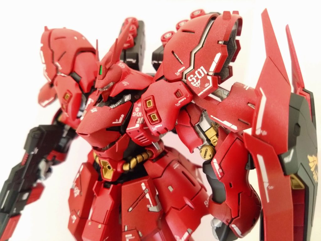 大将はRGサザビー。今年の（まだ暫定ですが）私の作品イイネ最多作品です。皆サザビー大好きですよね！