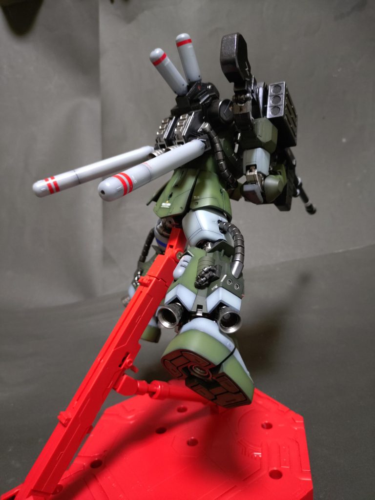 《MS-06R-1A改 バルクホルン中尉機》MG高機動型ザクII–5枚目/制作者：のぴお