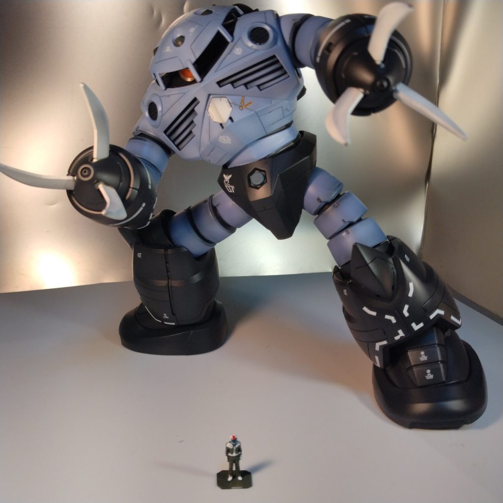 なんとか今回もフィギュア筆塗りしてます！（笑）