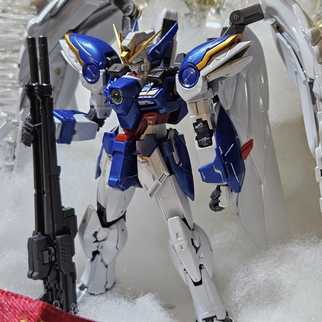 今回は素組みにシルバーとゴールドで部分塗装してみましたが如何でしょうか❓ご覧いただきありがとうございますm(_ _)m