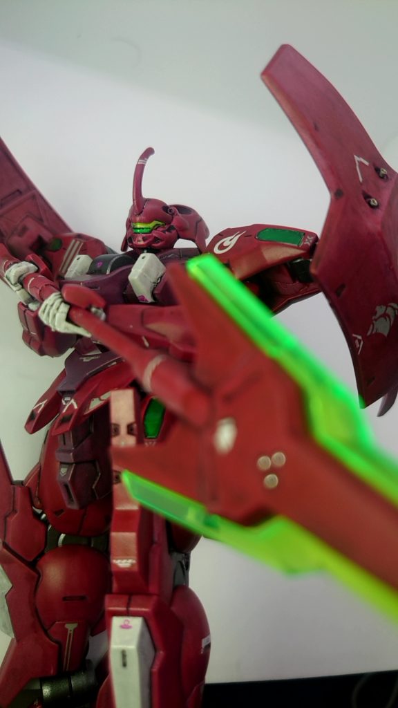 HGダリルバルデ。これは文句無しで赤いでしょ!