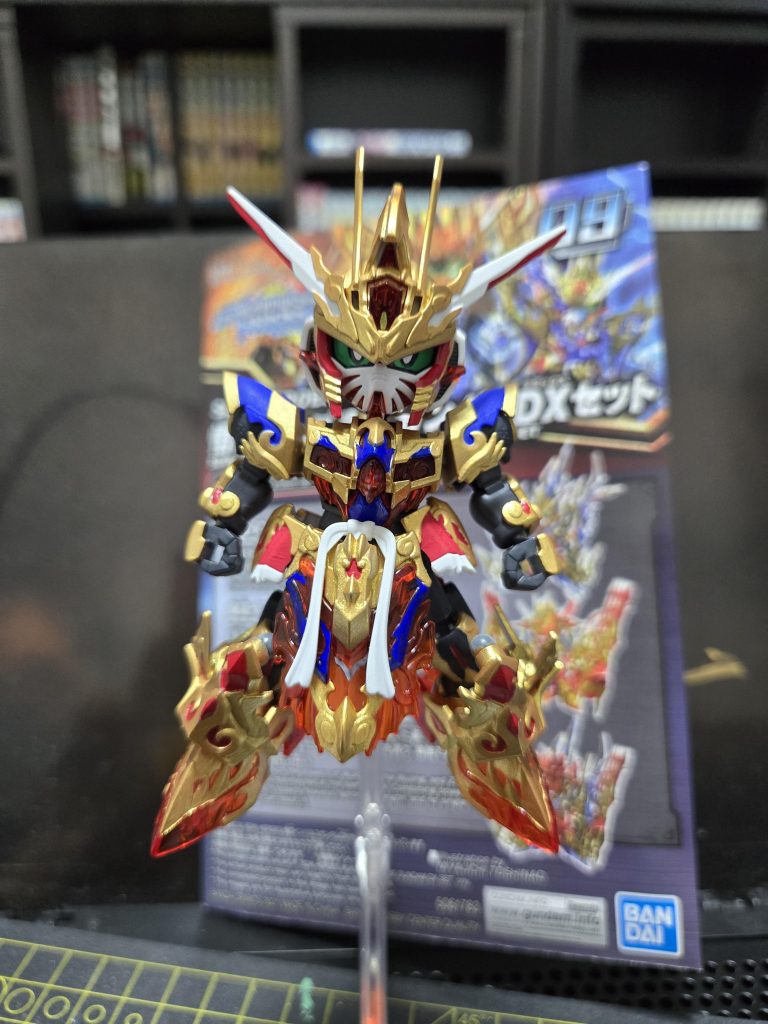 立ち姿もすごくかっこよくて時代の進化に感心ばかりです(zaku-kao6)作成中は大変だったけど 完成すると今後がすごく楽しみなりますね♪