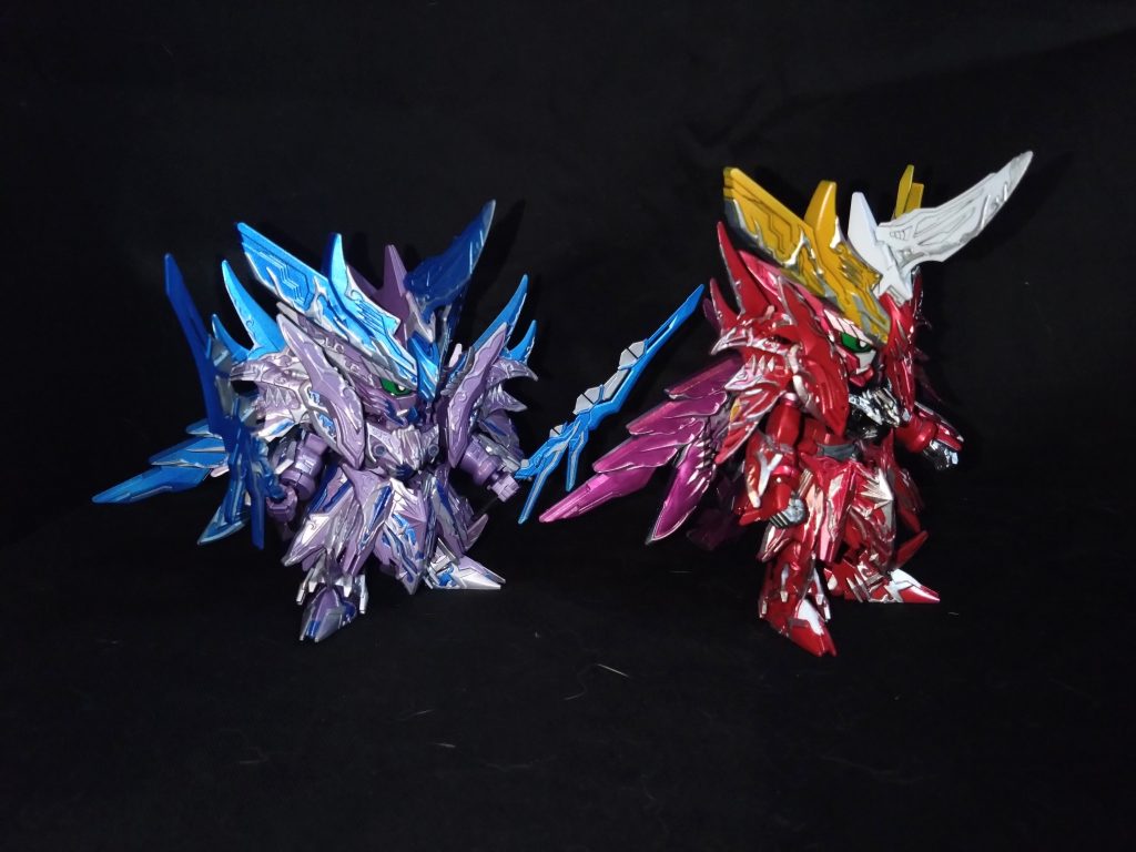 ジャスティスは使用する塗料の種類が少なくシンプル目に仕上げました本来のピンク強めでなく、赤を強調した色が個人的に好きだったので良い感じになったと思います