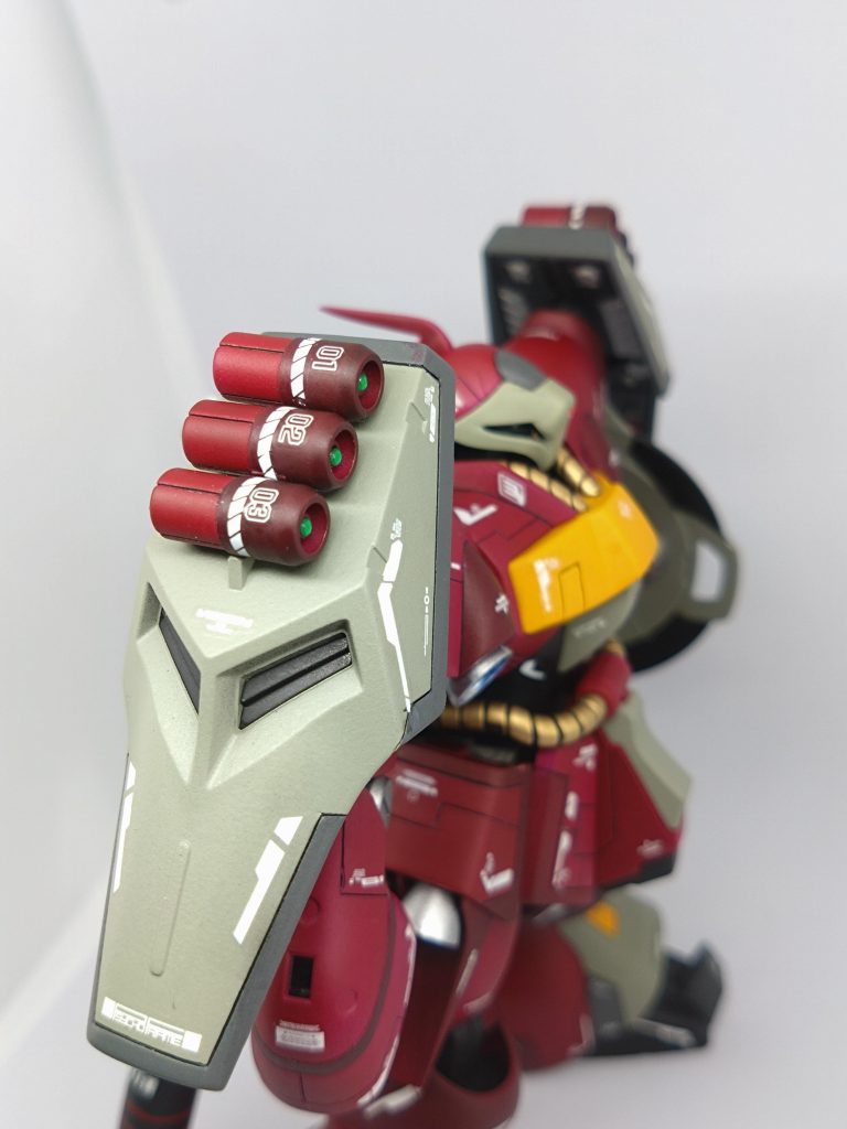 ファンネルもナンバリングしました。ちょっと見づらい。一つずつ切り離しました。