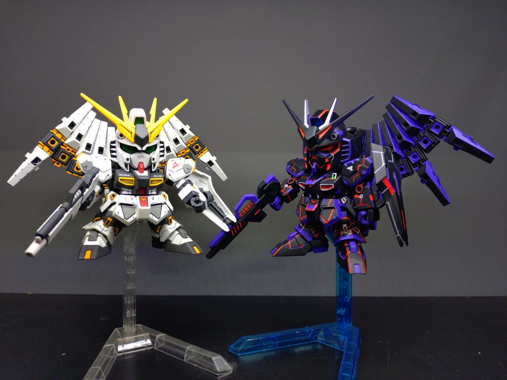 ダブルフィンファンネル仕様のニューガンダムと。今回の機体は特に改造もしていないノーマルの機体です。…ノーマルとは何ぞやw