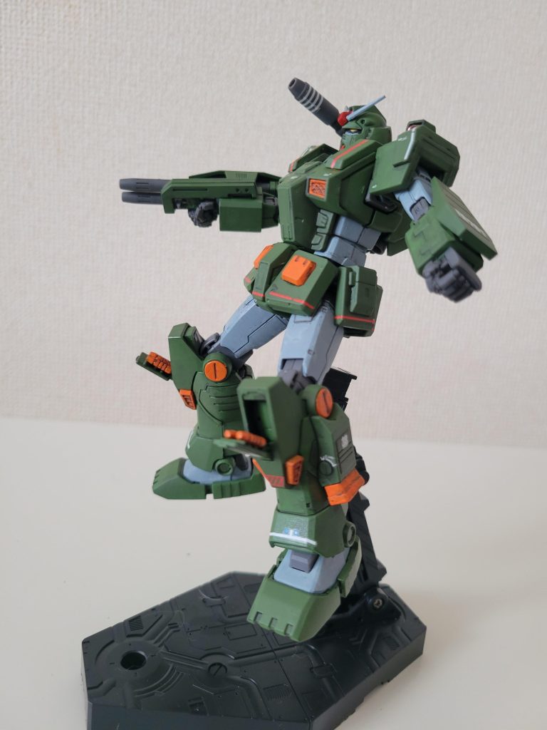 2度と開けないであろう脚部ミサイル！肩の方は折れそうなので封印😇