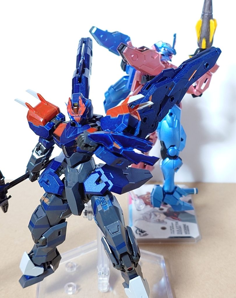 相棒に背中を預けるのって良いよね