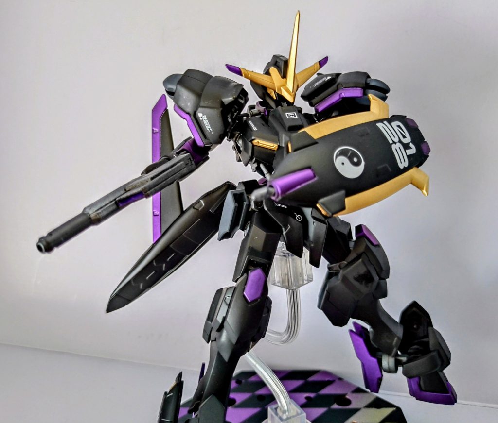 ガンダム端白星–4枚目/制作者：poko69