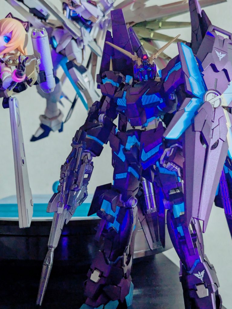今回初めてユニコーンガンダム系のガンプラを作ったのですが、やはりユニコーンガンダムは格好良いですね。メガサイズモデルが欲しくなりました。