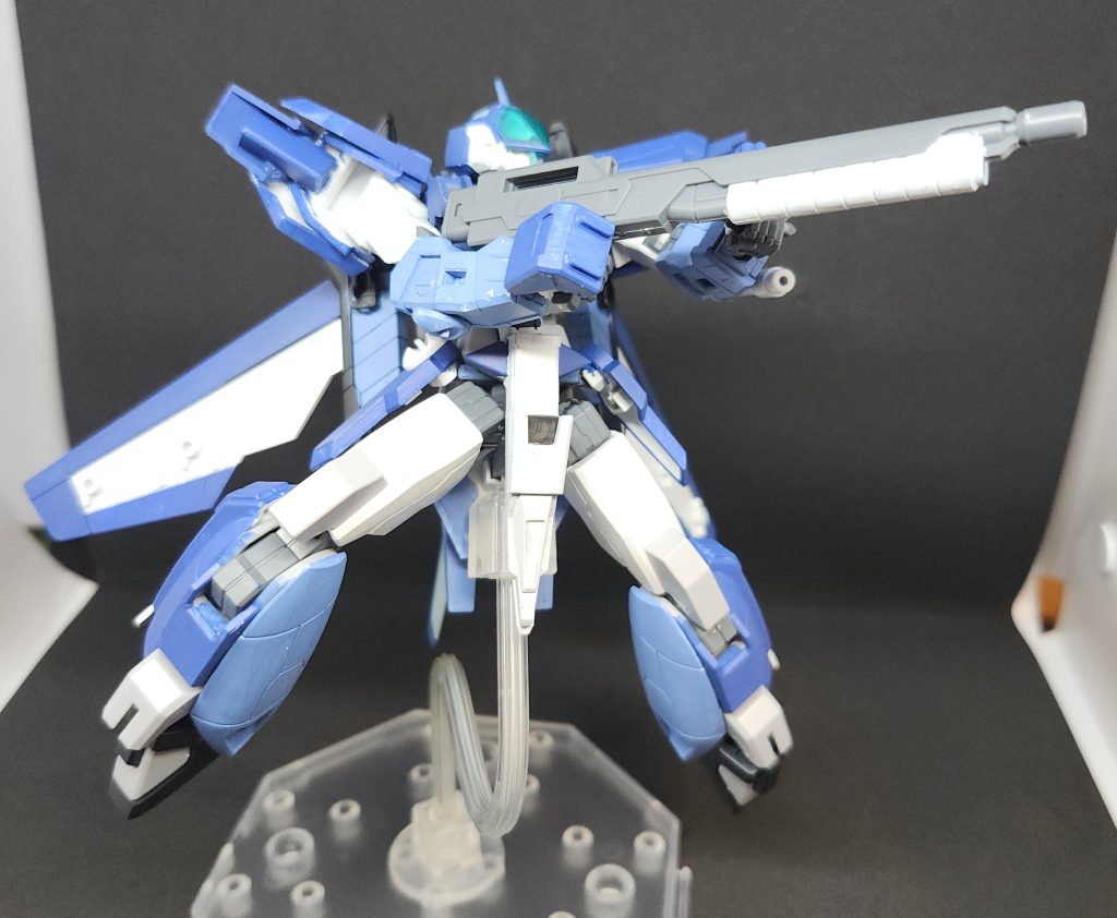 ライフルは原型機とカラーリング以外は一緒です。