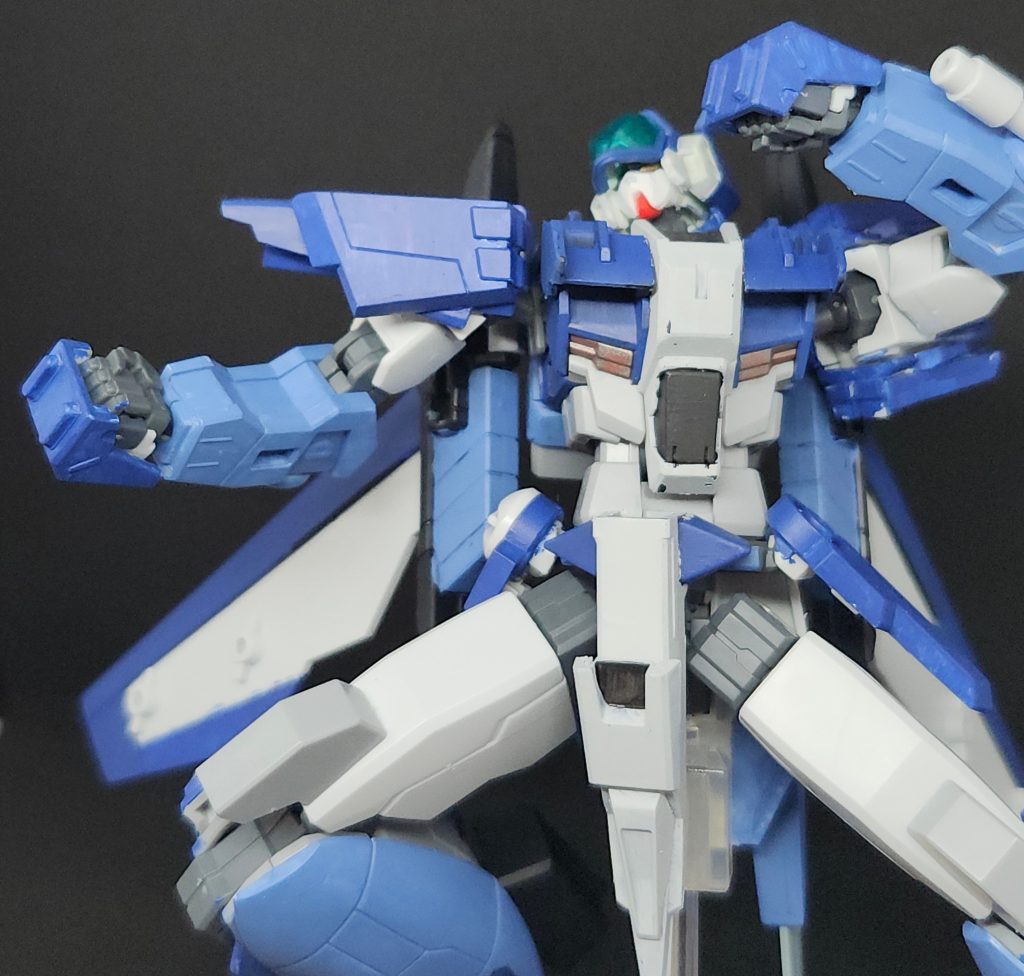 対MS用特殊鉄甲「ライコウケン」本機専用の特殊武装、アストレイレッドフレームが使用していた光雷球を参考に作られた武装、機体の負担を軽減するためオプション化されています。