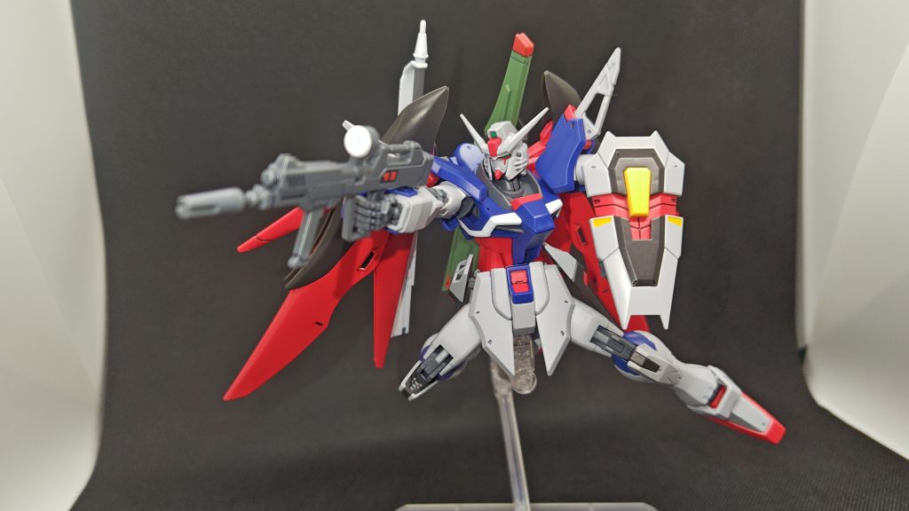 高エネルギービームライフルとアンチビームシールド。