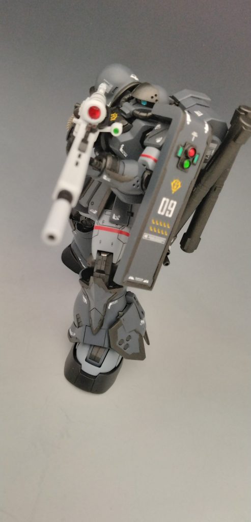 いつもそうですが長い銃身のライフルは撮影が大変でどうしたらいいか悩んでしまいます(汗)