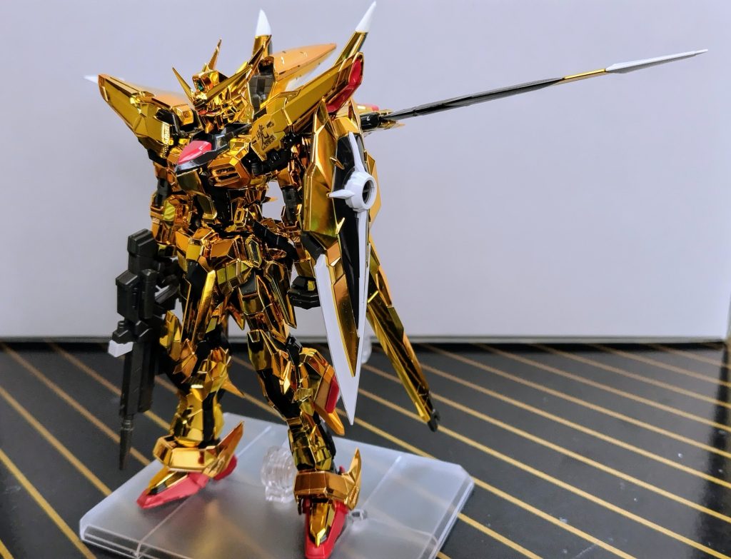 素立ちはこんな感じですオオワシの砲身が支えになるので付属している台座はなくても大丈夫です