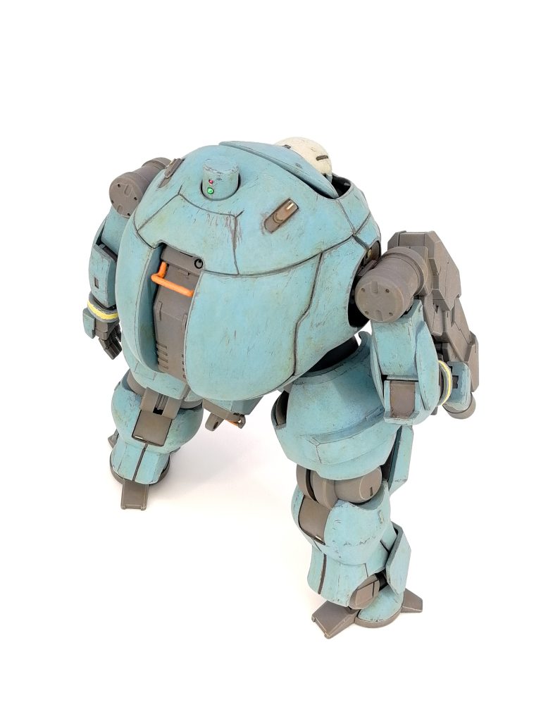 エイハブリアクター穴の部分は1/100グレイズのライフルのパーツ。