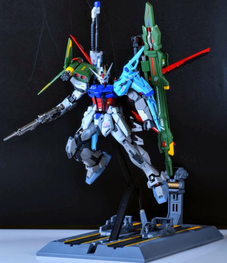 そしてデカール貼ってガイアの半艶吹いて完成です。