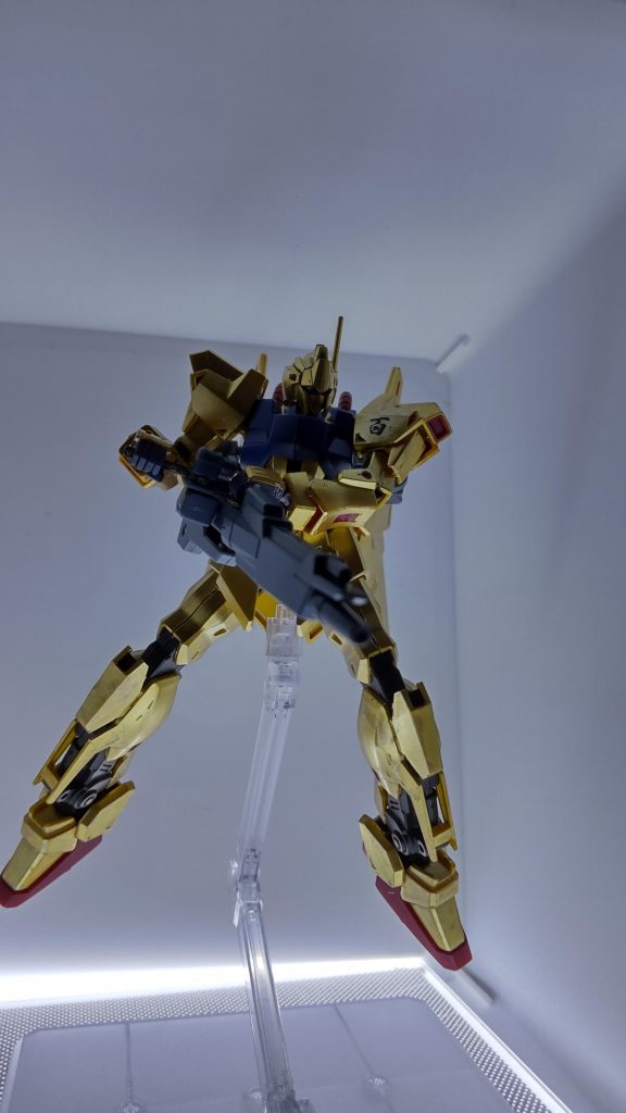 試作型 HM ランチャー本武装は ゼータガンダムのハイメガランチャーをの試作タイプであり ハイメガランチャーの4分の3の威力が出る